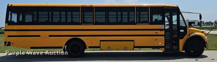 image for item DS4654 2009 Freightliner B2B school bus