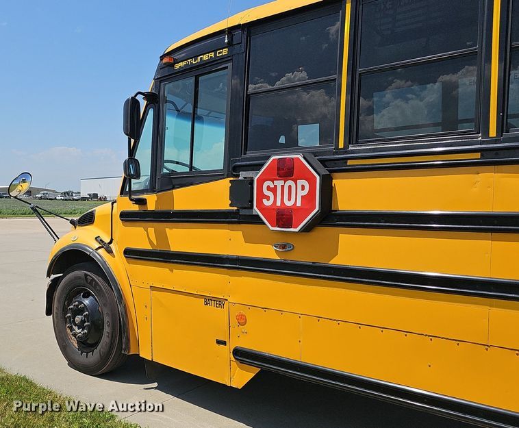 image for item DS4654 2009 Freightliner B2B school bus