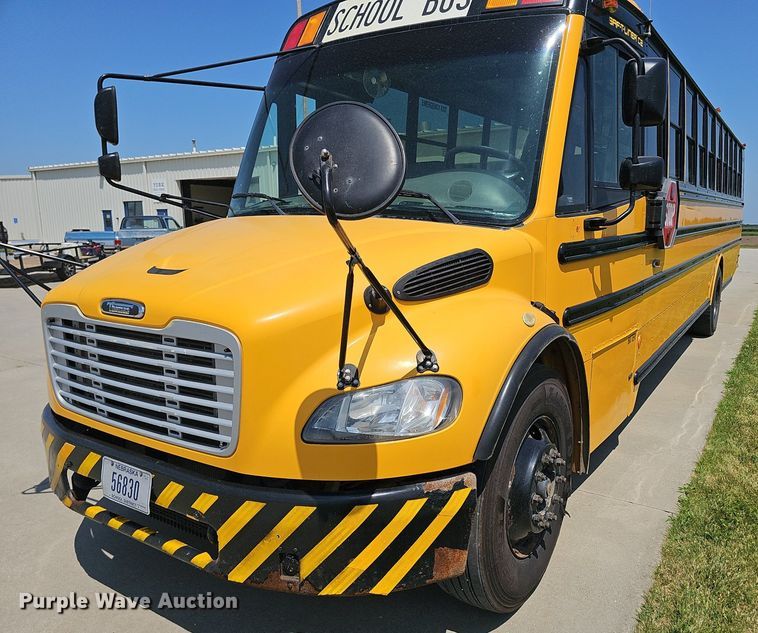 image for item DS4654 2009 Freightliner B2B school bus