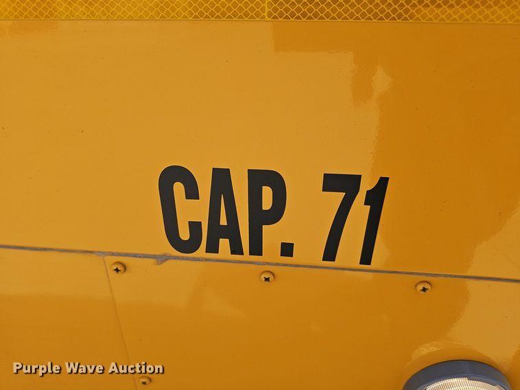 image for item DS4654 2009 Freightliner B2B school bus