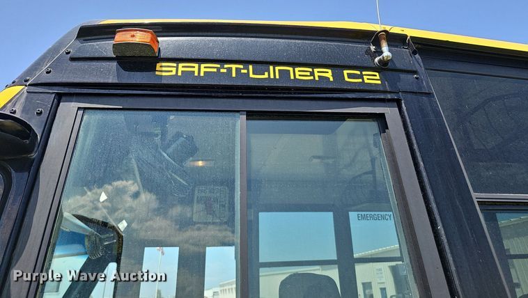 image for item DS4654 2009 Freightliner B2B school bus