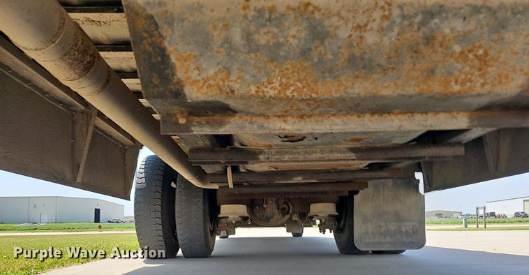 image for item DS4654 2009 Freightliner B2B school bus