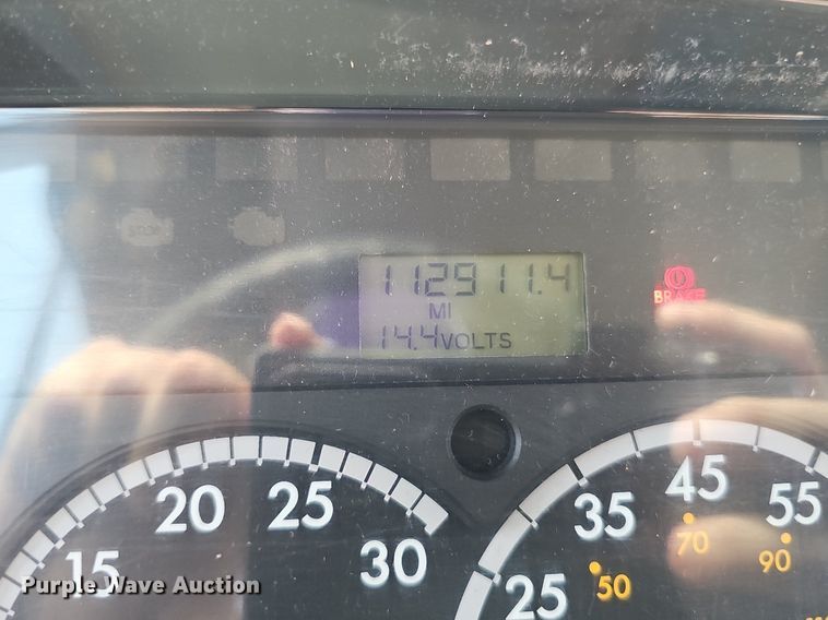 image for item DS4654 2009 Freightliner B2B school bus