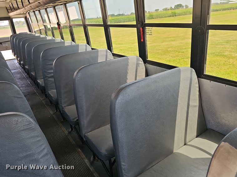 image for item DS4654 2009 Freightliner B2B school bus