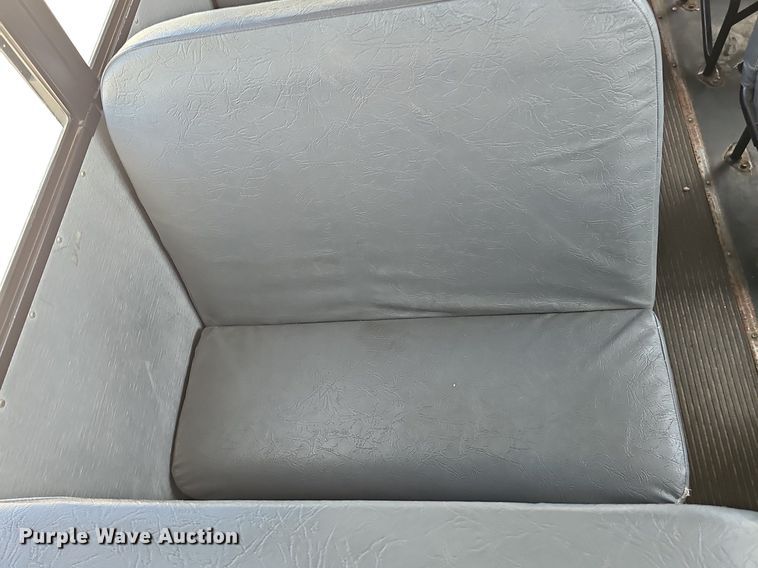 image for item DS4654 2009 Freightliner B2B school bus