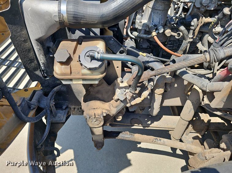 image for item DS4654 2009 Freightliner B2B school bus