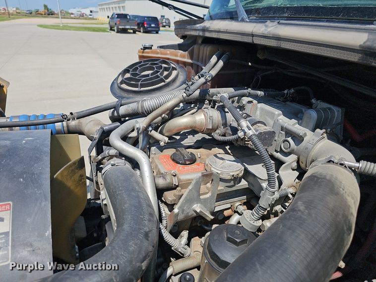 image for item DS4654 2009 Freightliner B2B school bus