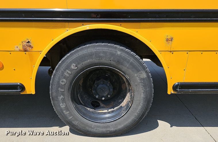 image for item DS4654 2009 Freightliner B2B school bus