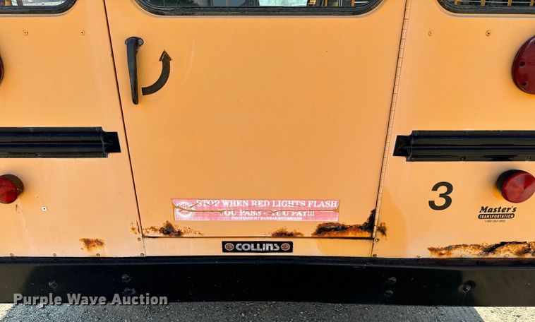 image for item DX3472 1994 Chevrolet  G30 school bus