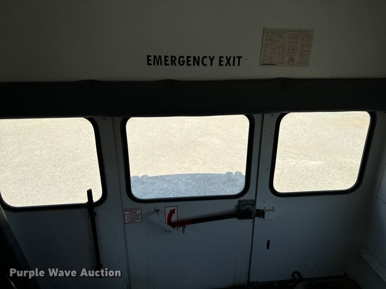 image for item DX3472 1994 Chevrolet  G30 school bus