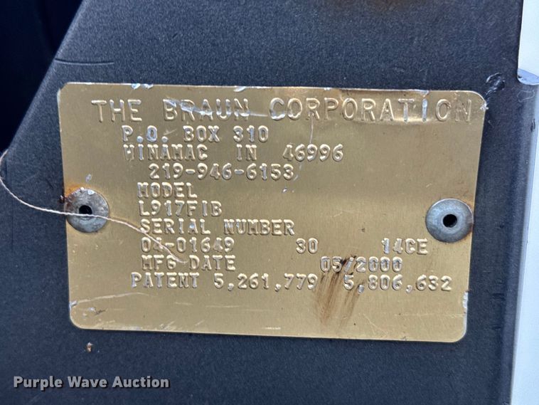 image for item DX3472 1994 Chevrolet  G30 school bus