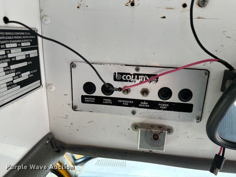 image for item DX3472 1994 Chevrolet  G30 school bus