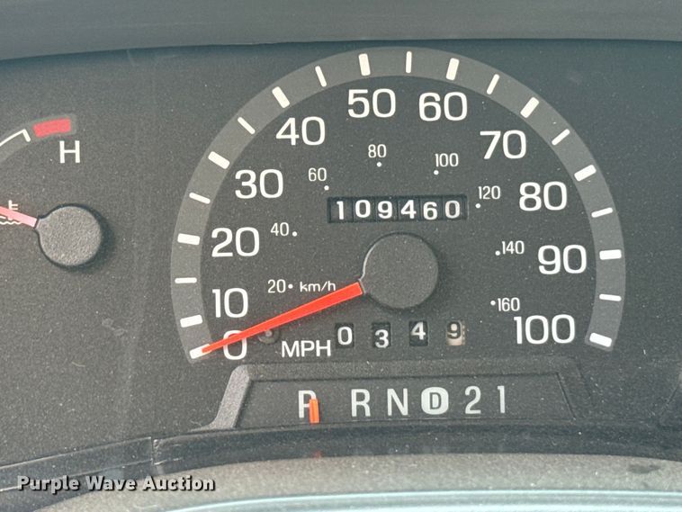 image for item DX3480 2003 Ford E350 ambulance