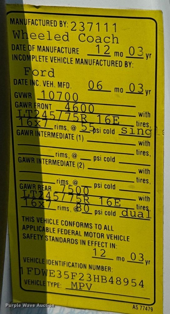 image for item DX3480 2003 Ford E350 ambulance