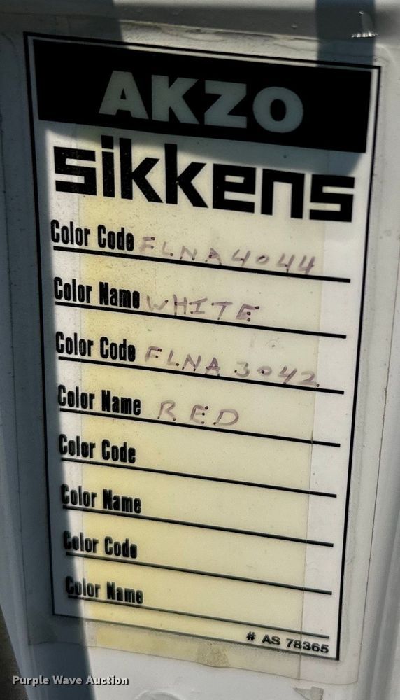 image for item DX3480 2003 Ford E350 ambulance