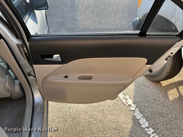 image for item EG0490 2008 Ford Fusion 