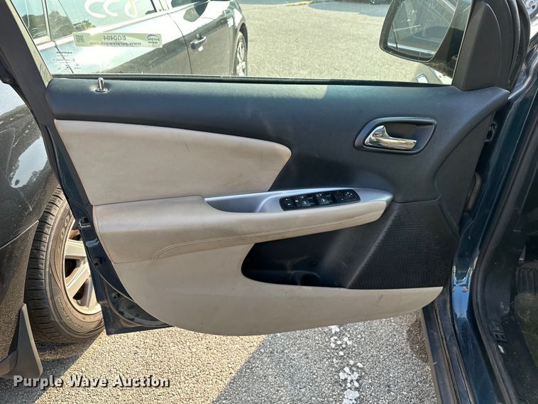 image for item EG0494 2014 Dodge Journey SUV