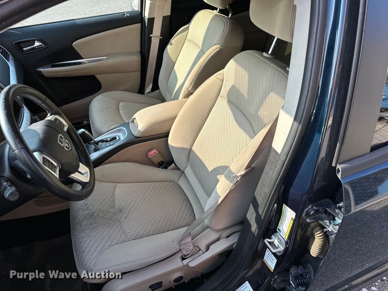 image for item EG0494 2014 Dodge Journey SUV