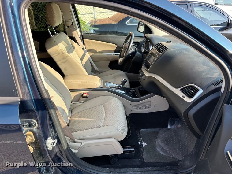 image for item EG0494 2014 Dodge Journey SUV