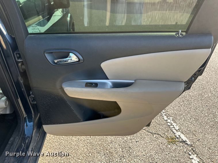 image for item EG0494 2014 Dodge Journey SUV