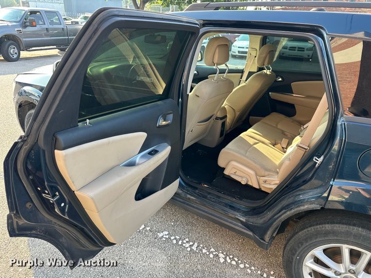 image for item EG0494 2014 Dodge Journey SUV