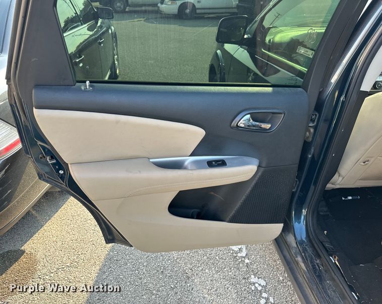 image for item EG0494 2014 Dodge Journey SUV