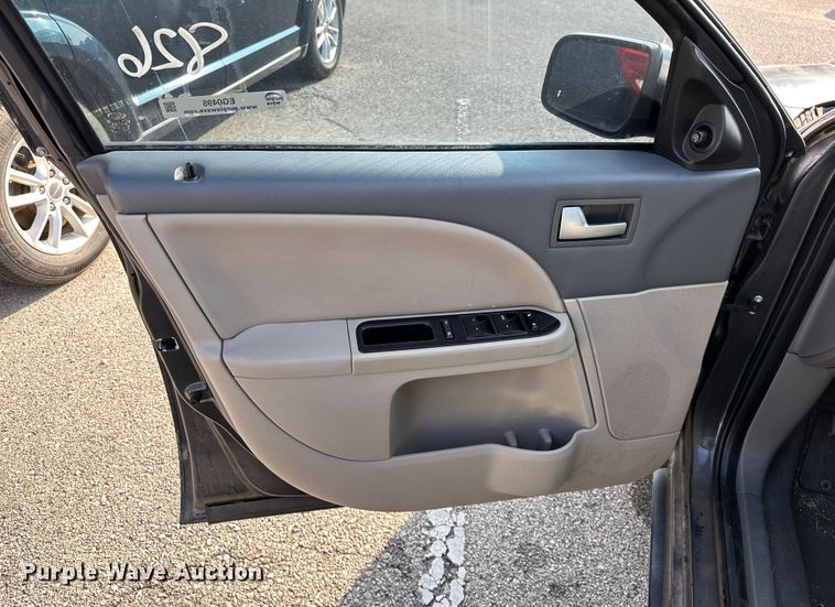 image for item EG0495 2008 Mercury Sable 