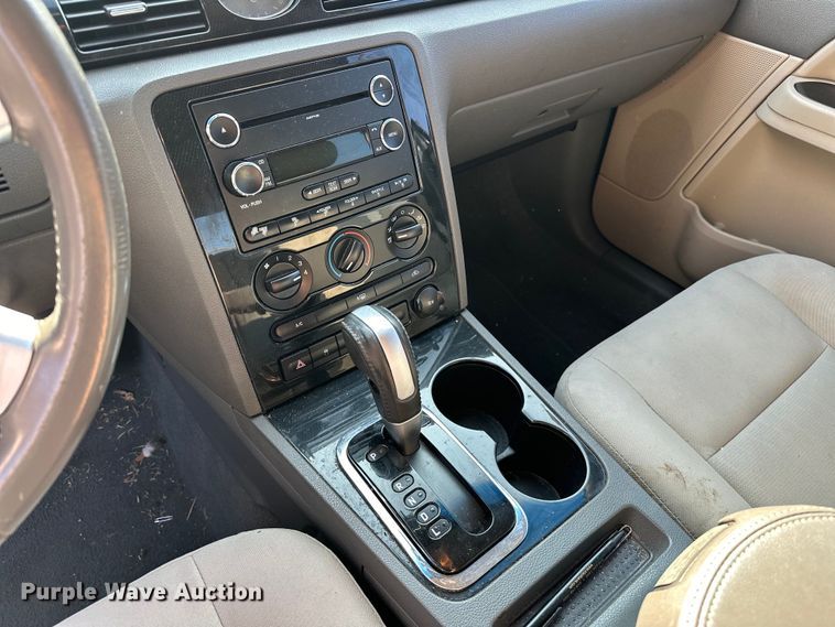 image for item EG0495 2008 Mercury Sable 