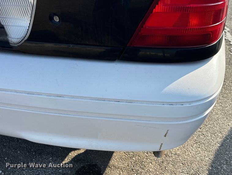 image for item EG0496 2001 Ford Crown Victoria Police Interceptor Police Interceptor Sedan