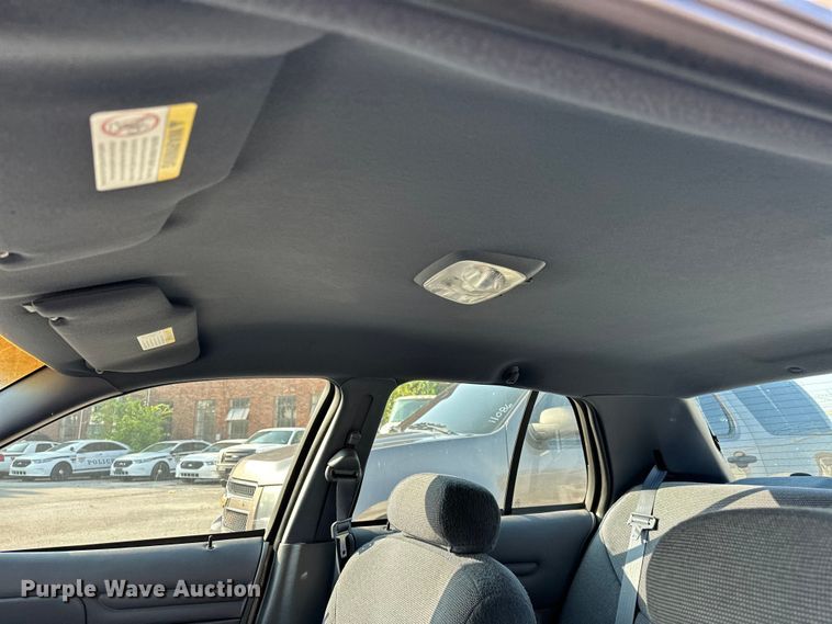 image for item EG0496 2001 Ford Crown Victoria Police Interceptor Police Interceptor Sedan