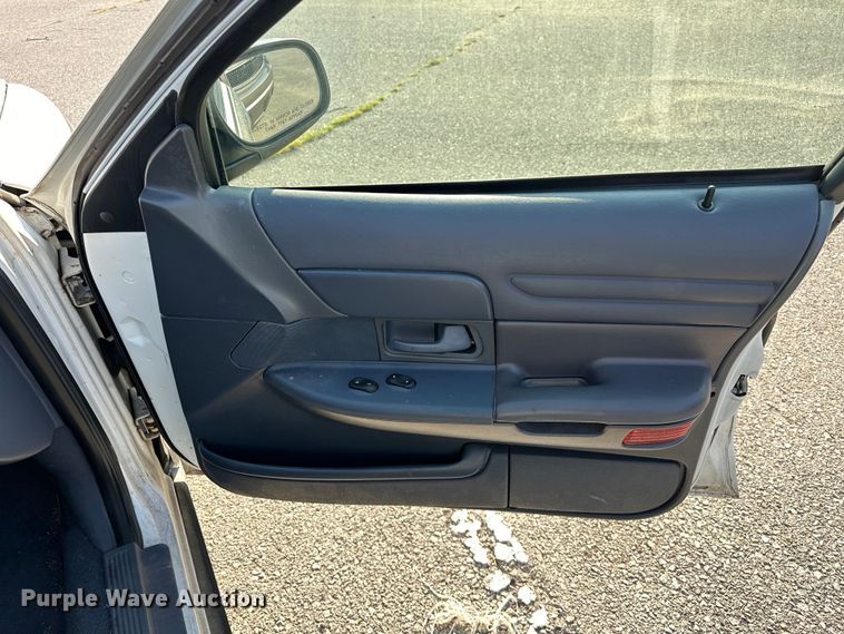 image for item EG0496 2001 Ford Crown Victoria Police Interceptor Police Interceptor Sedan