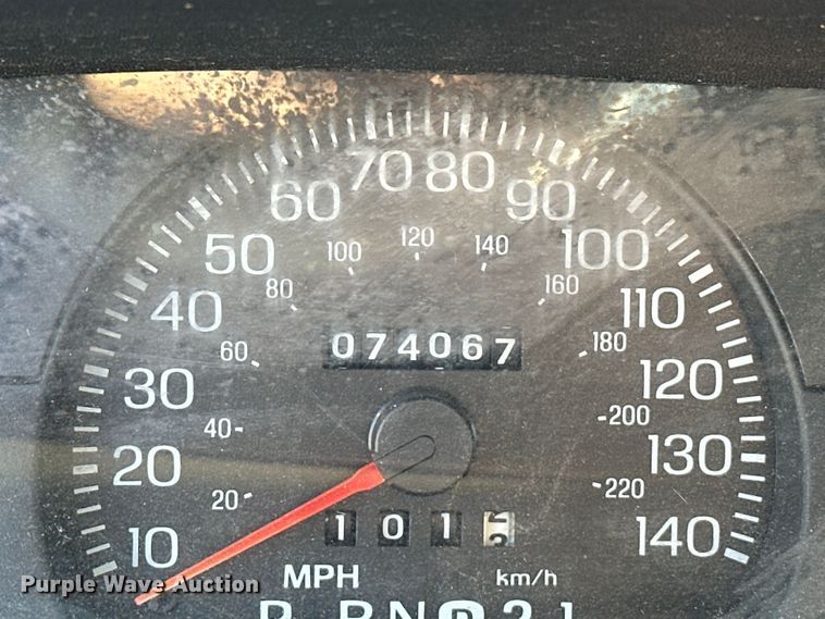 image for item EG0496 2001 Ford Crown Victoria Police Interceptor Police Interceptor Sedan