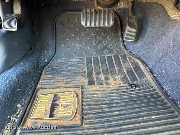 image for item EG0496 2001 Ford Crown Victoria Police Interceptor Police Interceptor Sedan