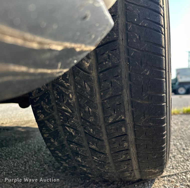 image for item EG0496 2001 Ford Crown Victoria Police Interceptor Police Interceptor Sedan