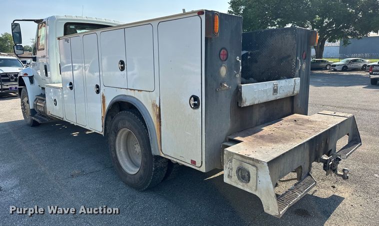 image for item EG0498 2008 International 4400 utility / service truck