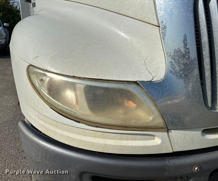 image for item EG0498 2008 International 4400 utility / service truck