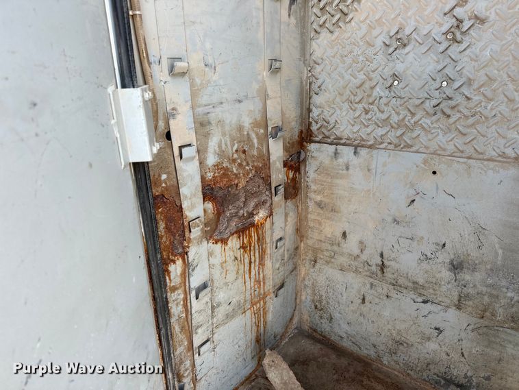 image for item EG0498 2008 International 4400 utility / service truck