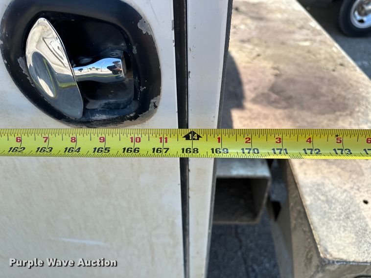 image for item EG0498 2008 International 4400 utility / service truck