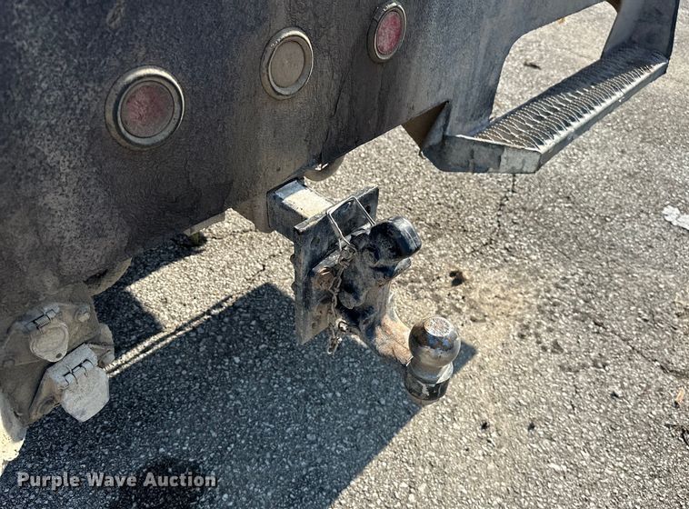 image for item EG0498 2008 International 4400 utility / service truck