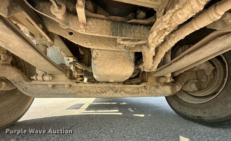 image for item EG0498 2008 International 4400 utility / service truck