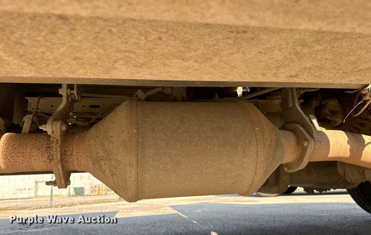 image for item EG0498 2008 International 4400 utility / service truck