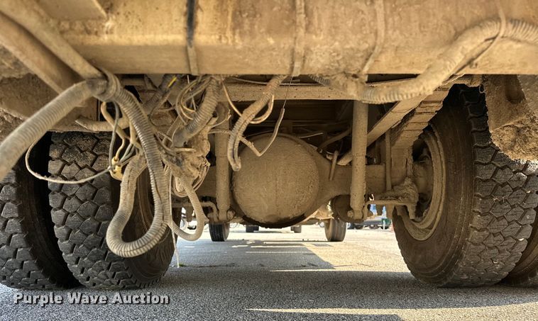 image for item EG0498 2008 International 4400 utility / service truck