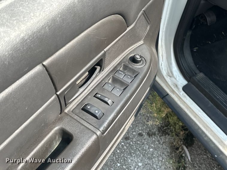 image for item EG0499 2011 Ford Crown Victoria Police Interceptor 