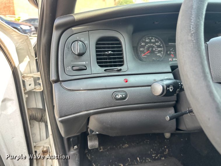 image for item EG0499 2011 Ford Crown Victoria Police Interceptor 