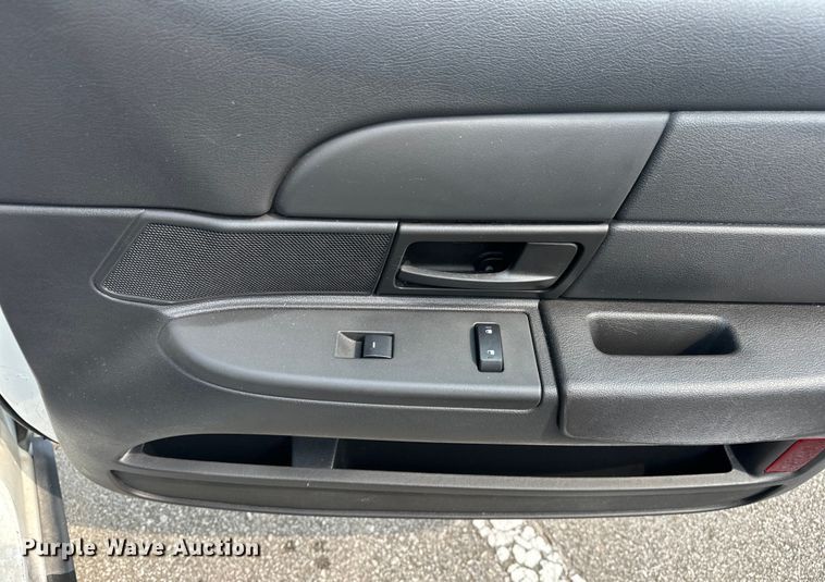 image for item EG0499 2011 Ford Crown Victoria Police Interceptor 