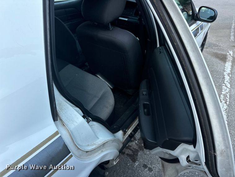 image for item EG0499 2011 Ford Crown Victoria Police Interceptor 