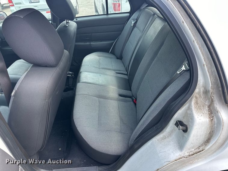 image for item EG0499 2011 Ford Crown Victoria Police Interceptor 