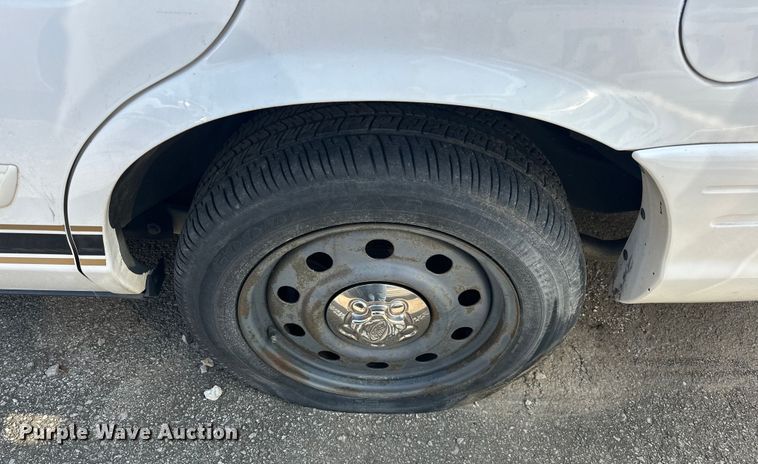 image for item EG0499 2011 Ford Crown Victoria Police Interceptor 