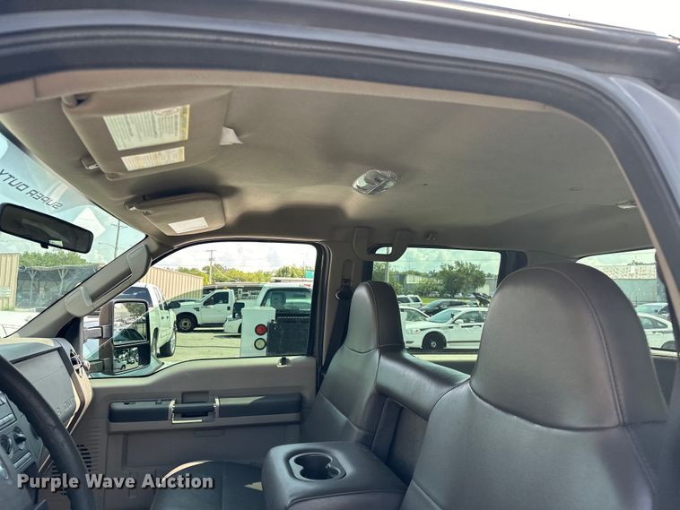 image for item EG0501 2009 Ford F250 Super Duty Crew Cab pickup truck