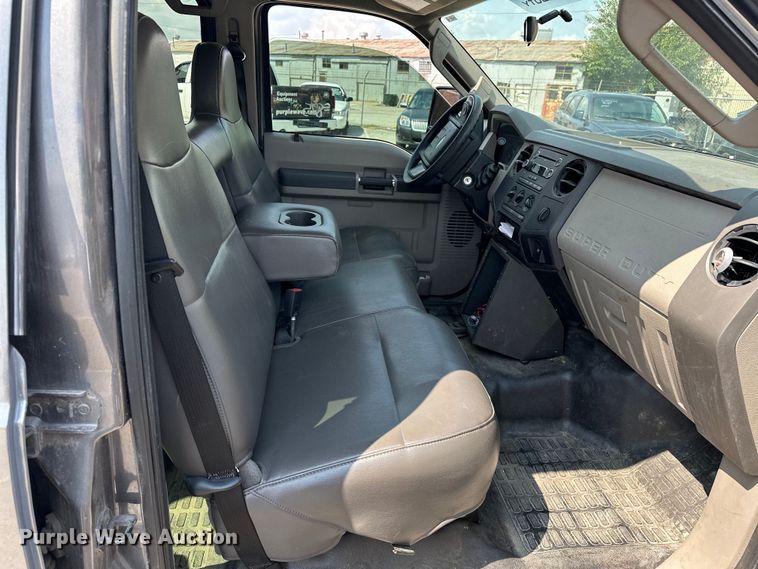 image for item EG0501 2009 Ford F250 Super Duty Crew Cab pickup truck